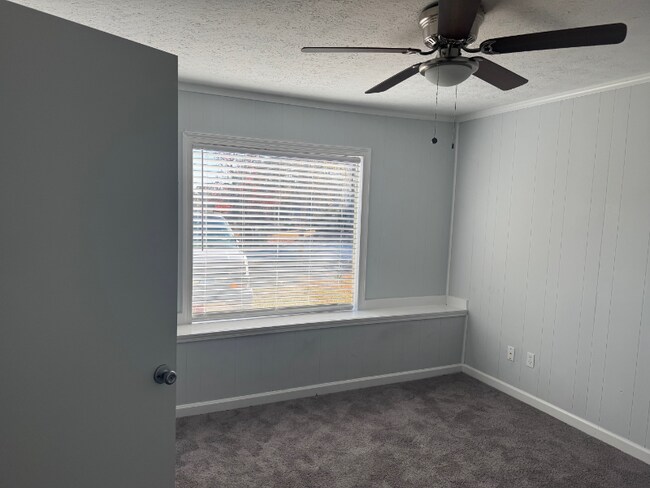 530 Bell Rd SE, Conyers, GA 30094 - photo 5