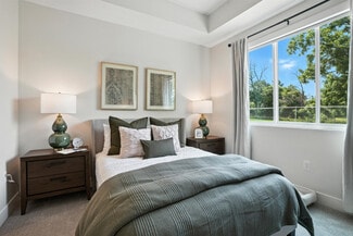 3010 Center Point Rd NE, Cedar Rapids, IA 52402