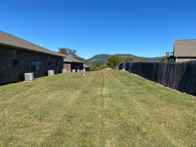 211 Old Jacksboro Pike, Cumberland Gap, TN 37724 - photo 2