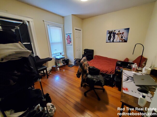 270 Harvard St unit 2, Medford, MA 02155 - photo 5