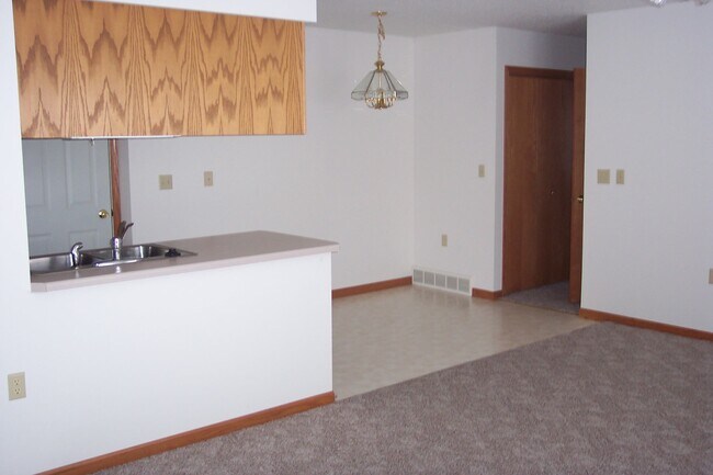 627 Mary Kay Ave unit a, Tomah, WI 54660 - photo 3