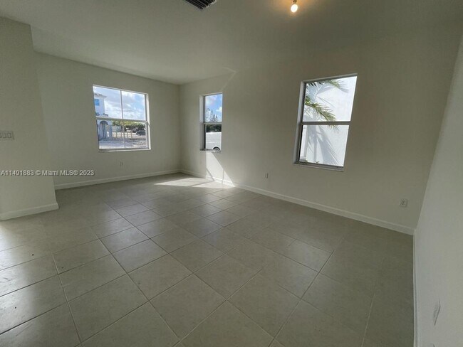 16283 SW 292nd St, Homestead, FL 33033 - photo 7