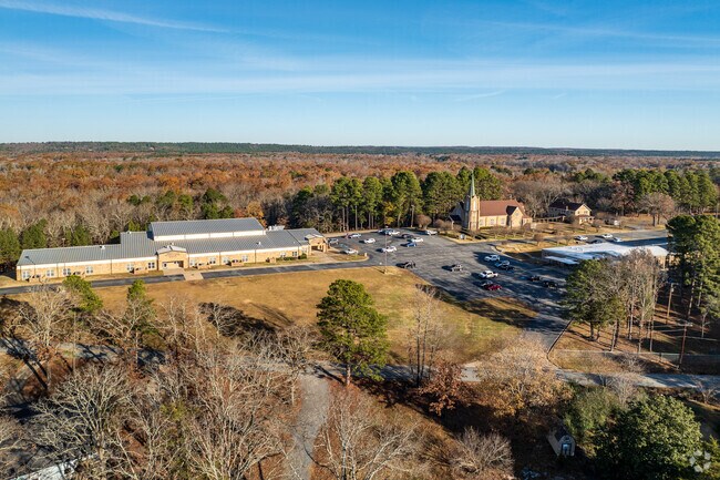 Immaculate Heart of Mary is a parochial school located in Oak Grove.