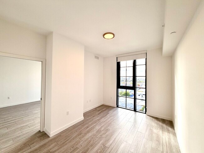 253 NW 31st St unit A2, Miami, FL 33127 - photo 6