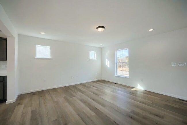 6324 Liam, Spring Grove, PA 17362 - photo 5