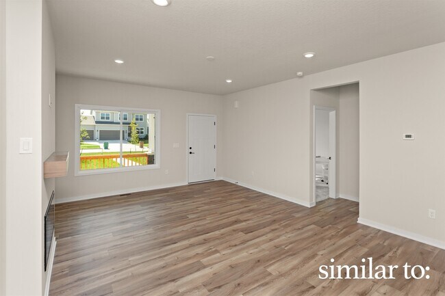 9740 Regatta Ln, Johnston, IA 50131 - photo 5