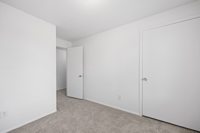 18 Ash Ct, Longmont, CO 80503 - photo 2