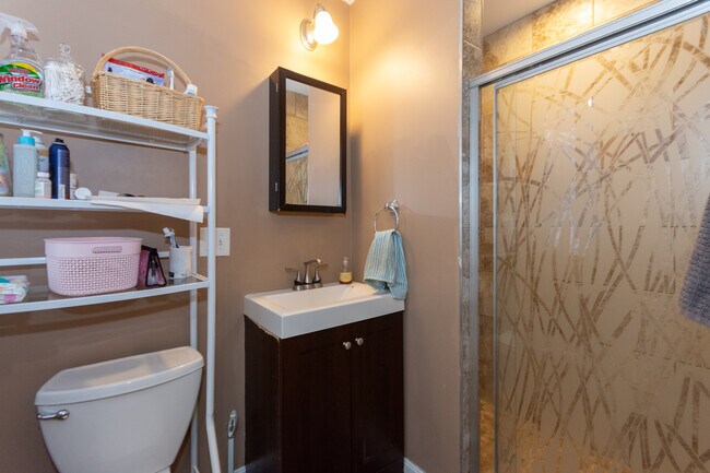 10 Glenville Ave unit 4, Allston, MA 02134 - photo 7