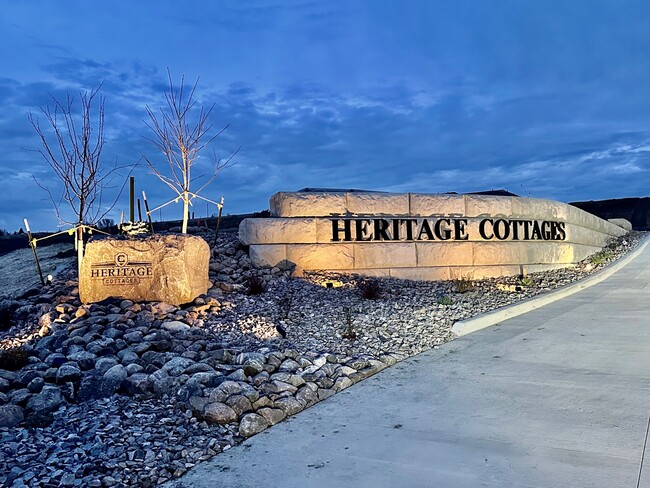 6201 Tyler Pkwy unit 227, Bismarck, ND 58503 - photo 2