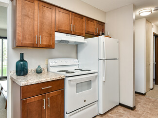 1024 W Burnsville Pkwy, Burnsville, MN 55337