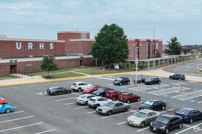 Unity Reed High School is one of several quality education centers in Wellington.