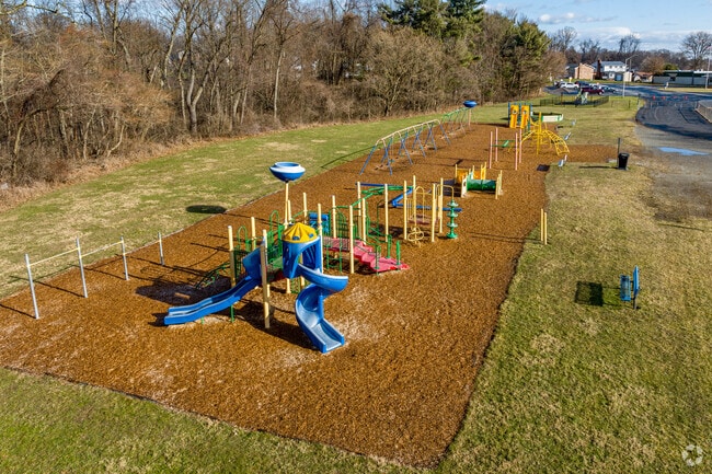 Grow together, learn side by side at Sunrise Estates Elementary School.