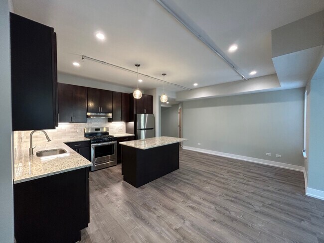 1000 Crain St unit 1138-2, Evanston, IL 60202 - photo 5