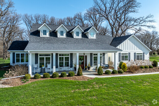 Newer homes of various styles can be found in developments on the outskirts of Spencer.