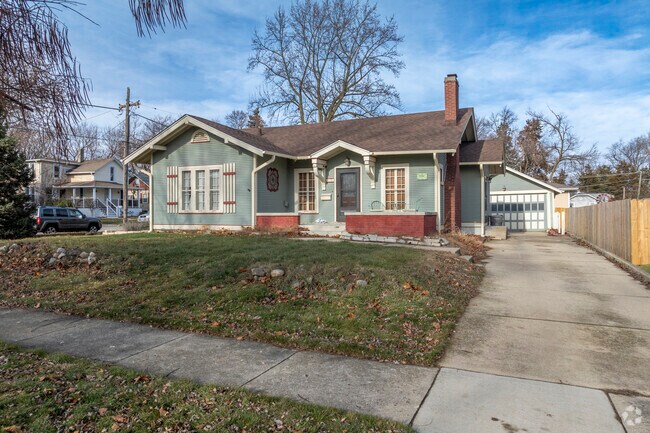 Southwest Elgin features a variety of Craftsman style homes.