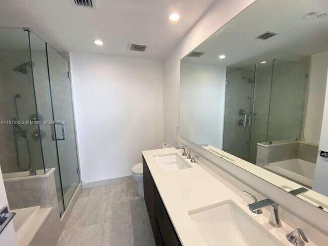 Aria on the Bay unit 4905, Miami, FL 33132 - photo 6