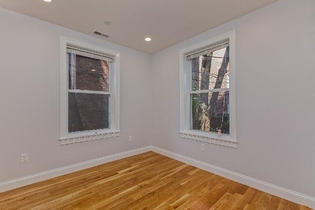 723 Parker St unit 1, Boston, MA 02120 - photo 5