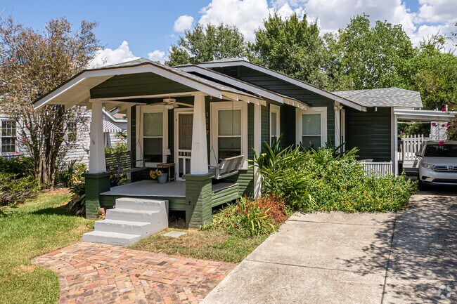 Bungalows are popular homes in the Garden District.
