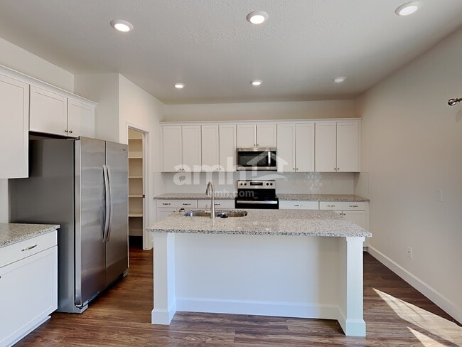 2320 E Wild Horse Way, Eagle Mountain, UT 84005 - photo 4