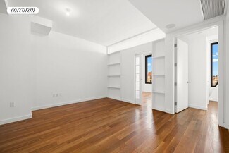 54 Noll St, Brooklyn, NY 11206