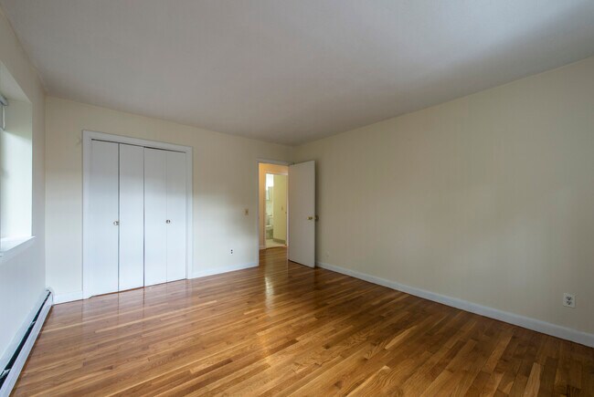 12 Pratt St unit 8B, Allston, MA 02134 - photo 4