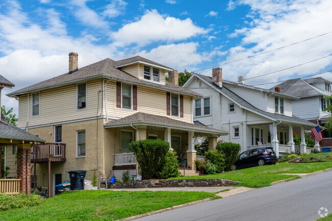 Riverland-Walnut Hill is known for many American foursquares and bungalows on hilly streets.