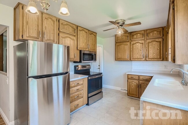 432 28th Ave Ct, Greeley, CO 80634 - photo 5