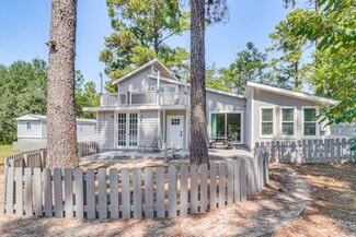 372 Plum St, Bastrop, TX 78602