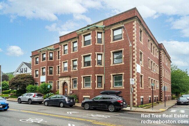 457 Centre St, Newton, MA 02458 - photo 3