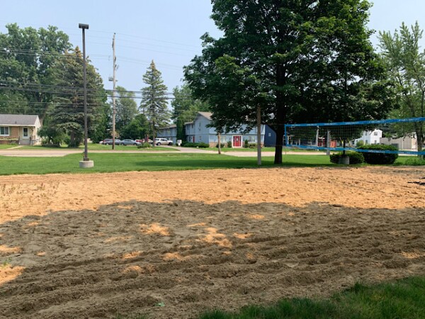 Wright Ave Apartments, Alma, MI 48801 - photo 6