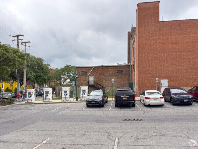 The Washington County Job Development Center assists students with vocational studies.