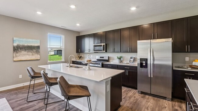 5740 Bancroft Dr, Pendleton, IN 46064 - photo 2