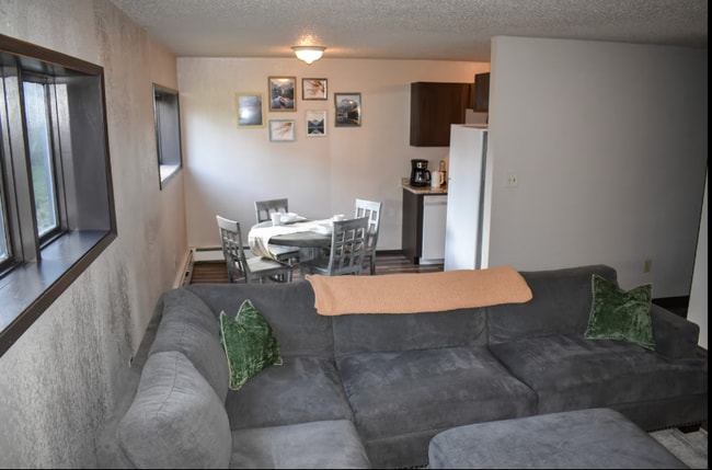 3520 E 42nd Ave unit 4, Anchorage, AK 99508 - photo 4
