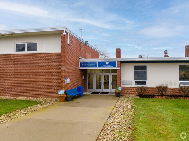 Grade school aged children attend Williamsburg Elementary.