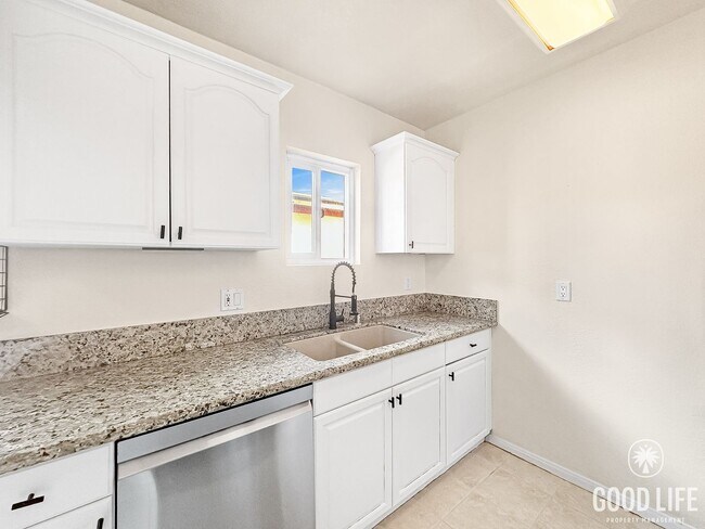 4425 50th St unit 17, San Diego, CA 92115 - photo 7