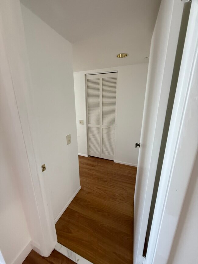 Crystal Bay at Feather Sound unit A603, Clearwater, FL 33762 - photo 5