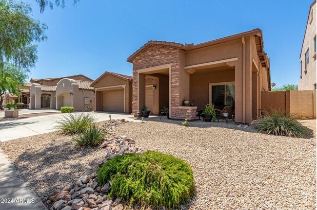 16021 W Becker Ln, Surprise, AZ 85379 - photo 2