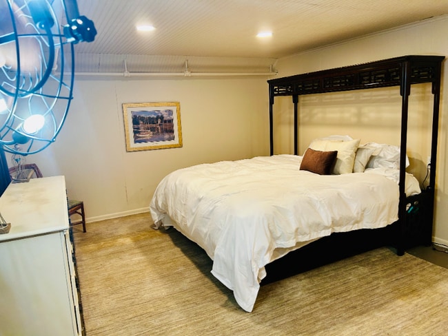 10166 Glebe Rd, Orange, VA 22960 - photo 2