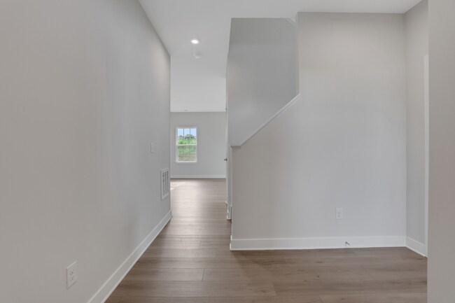 133 Asbury Cir, Calhoun, GA 30701 - photo 5