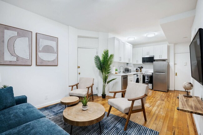 319 E 109th St unit ID1021947P, New York, NY 10029 - photo 3