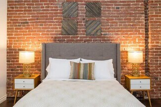 735 S Broadway, Los Angeles, CA 90014