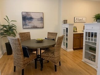 214-220 E 19th St, Minneapolis, MN 55403