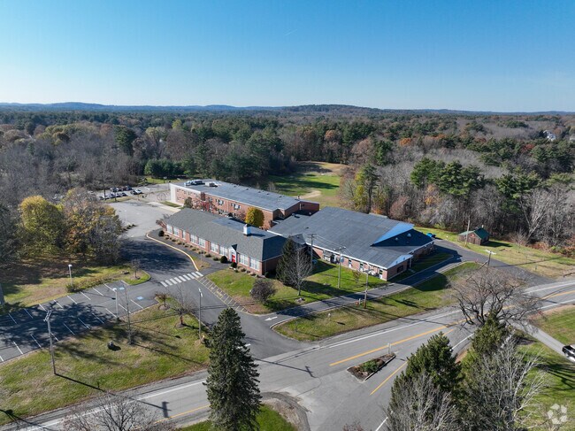 Lincoln Akerman School is located in Hampton Falls, New Hampshire.