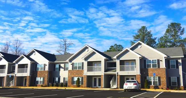 Oliver Crossing, Linden, TN 37096 - photo 2