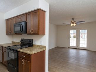 2350 S Ingram Mill Rd, Springfield, MO 65804