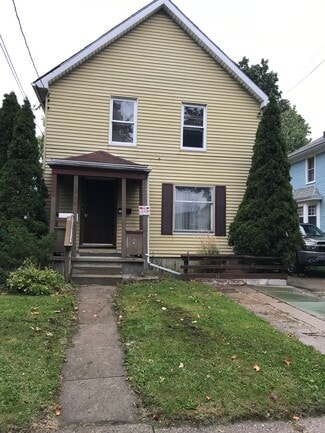 1319 Jerome St Unit A, Lansing, MI 48912