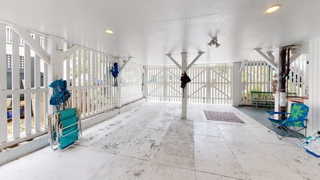 16 12th St, Tybee Island, GA 31328 - photo 2