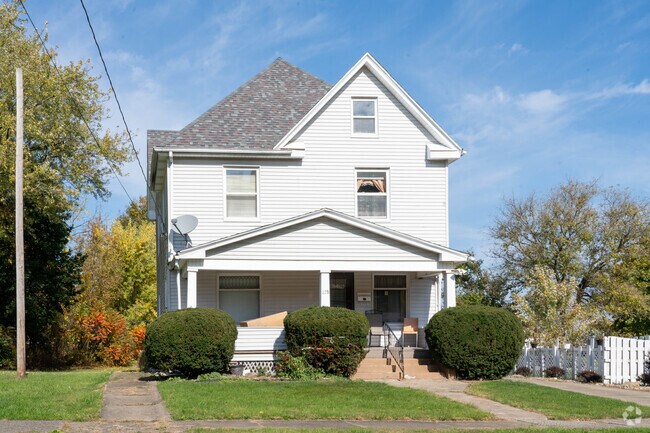 A Victorian Workers Cottage style home in the Erie neighborhood of Youngstown, Ohio.