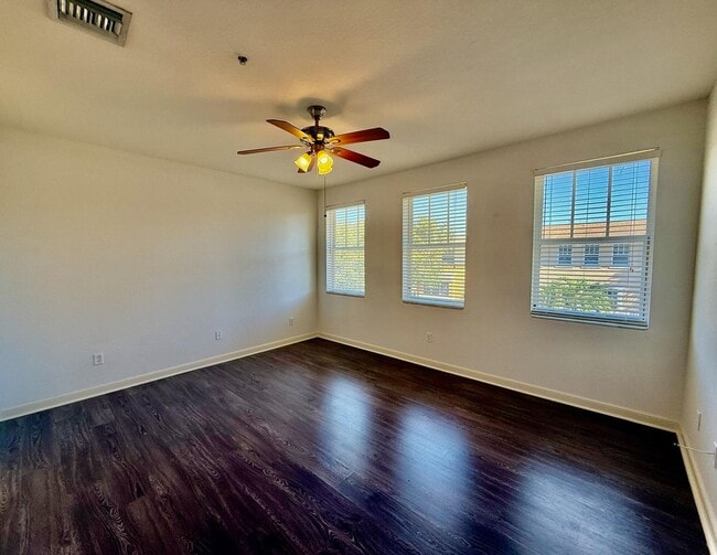 870 Marina Del Ray Ln, West Palm Beach, FL 33401 - photo 7