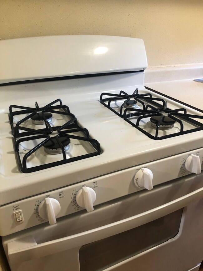 100 Cliff Ave unit 9, Valley Springs, SD 57068 - photo 4